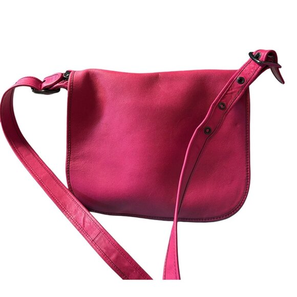 COACH Raspberry Pink Glove-tanned Leather Saddle Bag, Limited Edition Crossbody - Picture 1 of 10